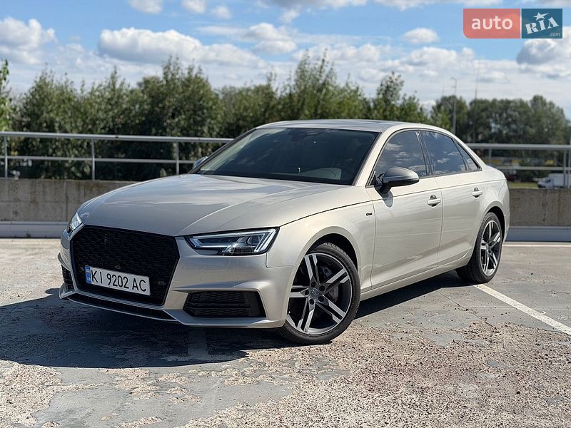 Седан Audi A4 2016 в Киеве