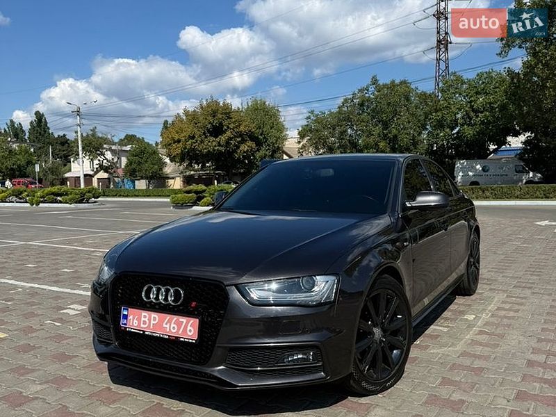 Audi A4, фото из объявления