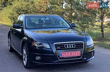 Седан Audi A4 2011 в Яворові
