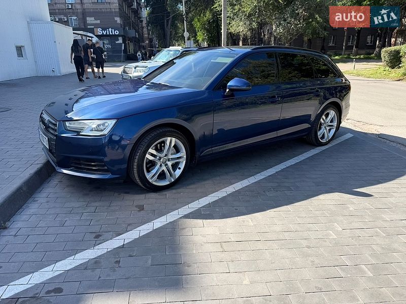 Audi A4 2017 Audi A4 2017