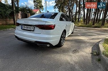 Седан Audi A4 2023 в Чернигове
