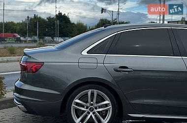 Седан Audi A4 2021 в Києві