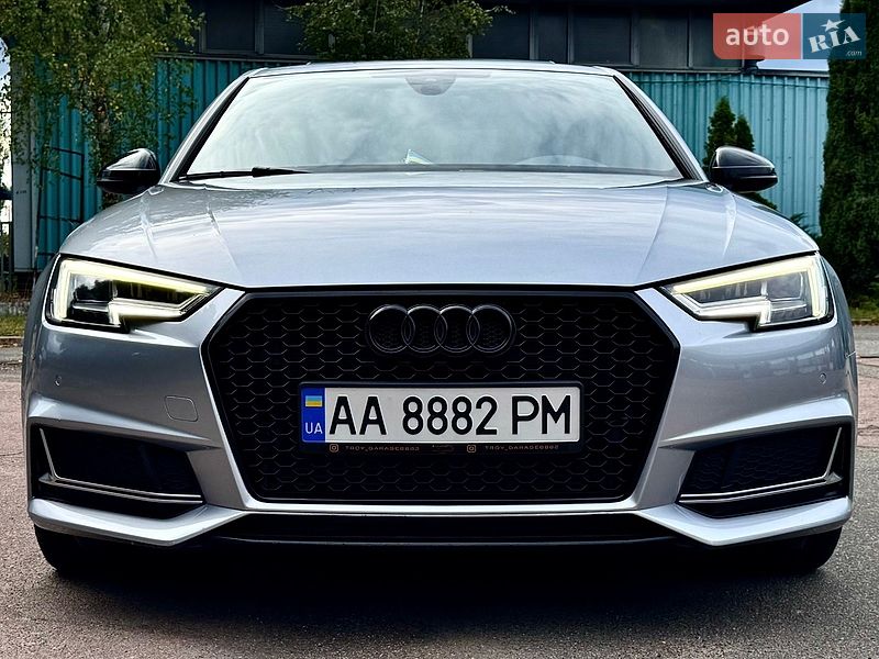 Седан Audi A4 2017 в Киеве
