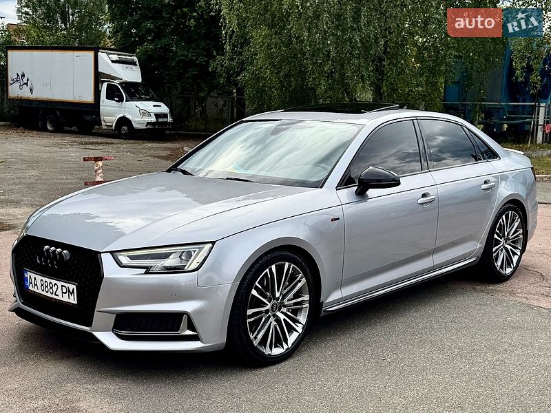 Седан Audi A4 2017 в Киеве