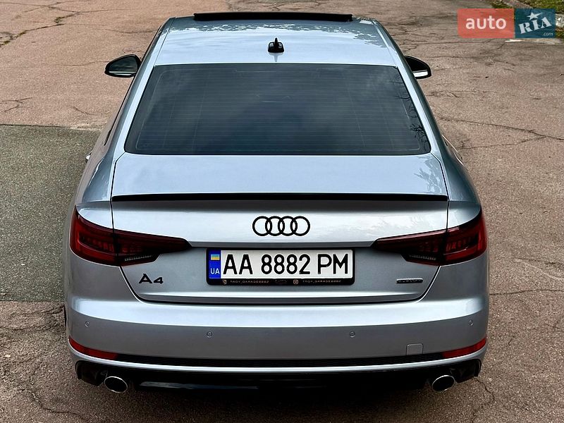 Седан Audi A4 2017 в Киеве