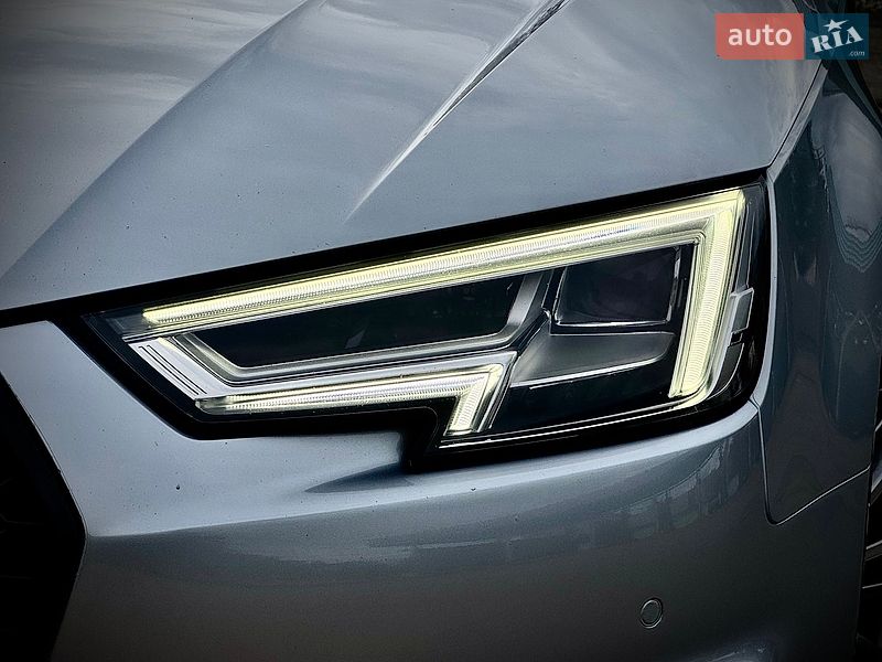 Седан Audi A4 2017 в Киеве