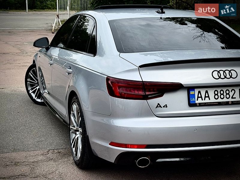 Седан Audi A4 2017 в Киеве