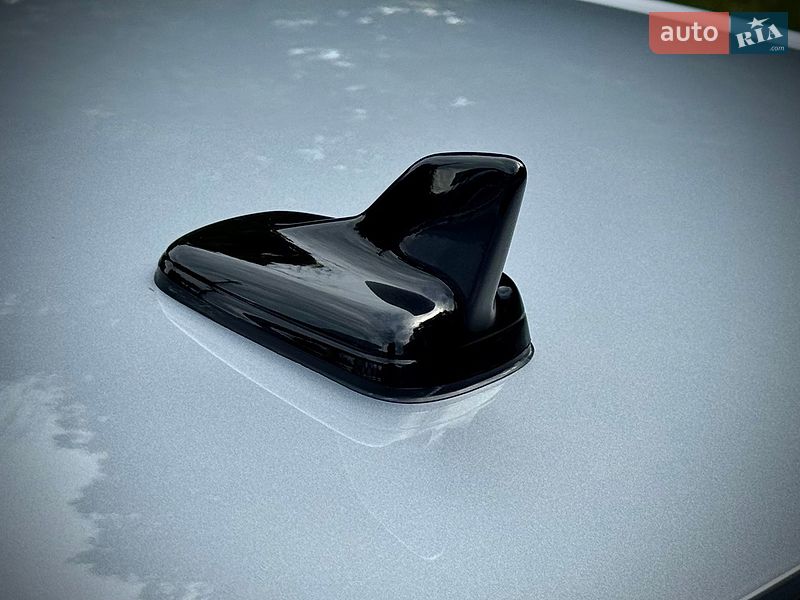 Седан Audi A4 2017 в Киеве