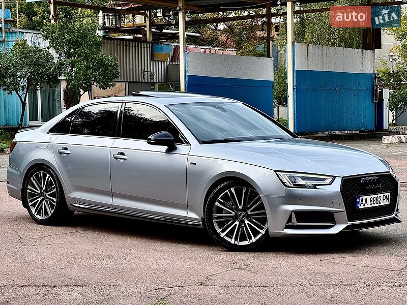 Седан Audi A4 2017 в Киеве