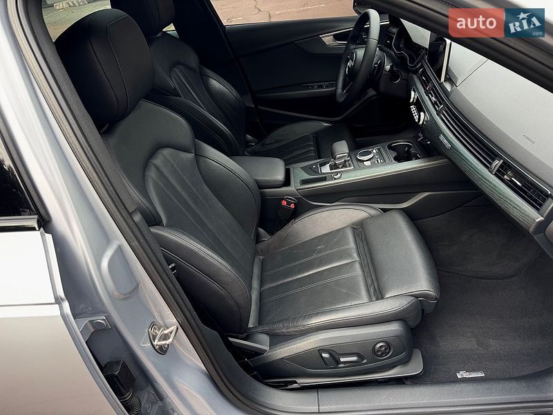 Седан Audi A4 2017 в Киеве