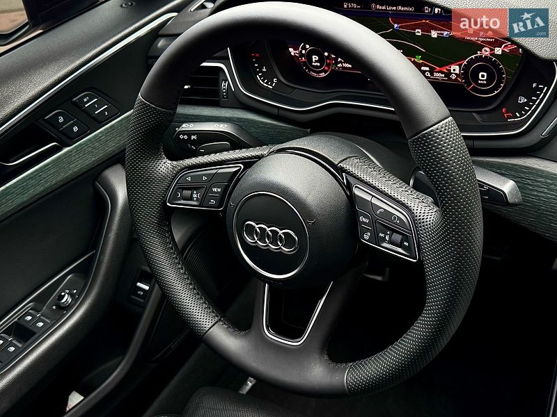 Седан Audi A4 2017 в Киеве