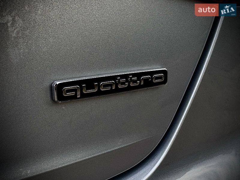 Седан Audi A4 2017 в Киеве