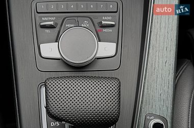 Седан Audi A4 2017 в Киеве