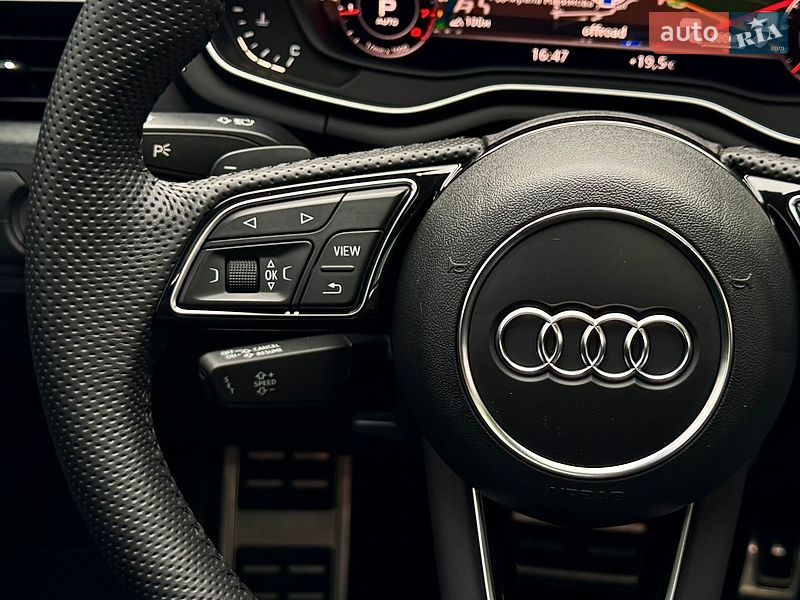 Седан Audi A4 2017 в Киеве