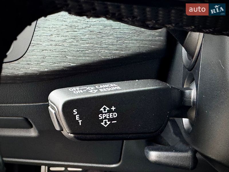 Седан Audi A4 2017 в Киеве