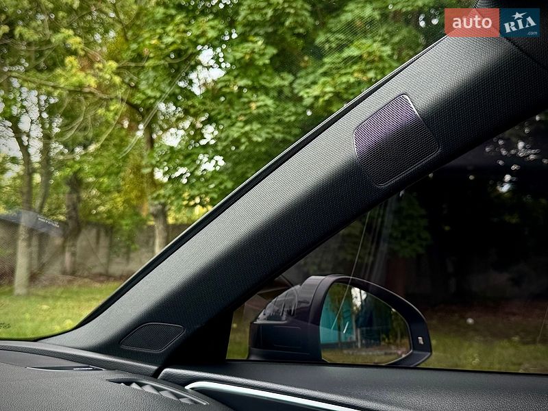 Седан Audi A4 2017 в Киеве