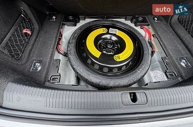 Седан Audi A4 2017 в Киеве
