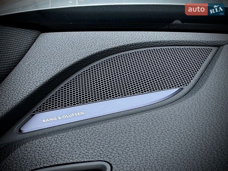 Седан Audi A4 2017 в Киеве