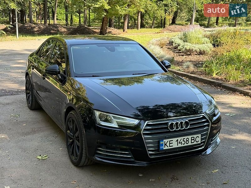 Седан Audi A4 2017 в Кривому Розі