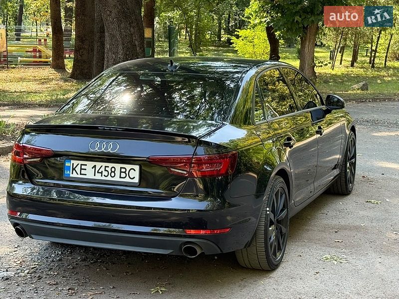 Седан Audi A4 2017 в Кривому Розі