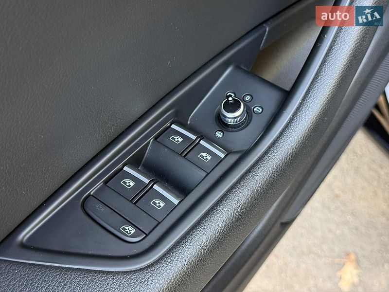 Седан Audi A4 2017 в Кривому Розі