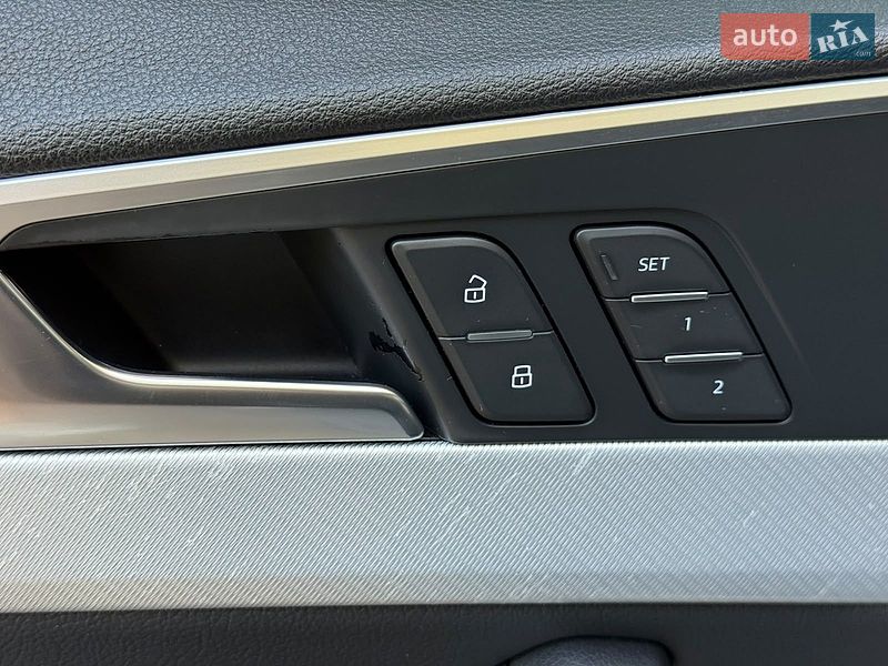 Седан Audi A4 2017 в Кривому Розі