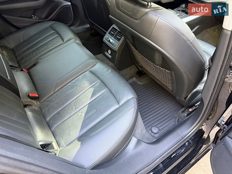 Седан Audi A4 2017 в Кривому Розі