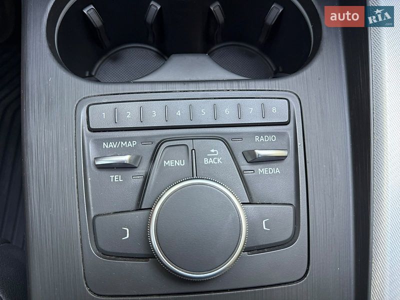Седан Audi A4 2017 в Кривому Розі