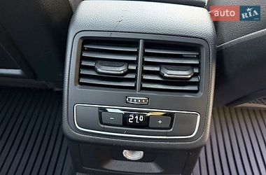 Седан Audi A4 2017 в Кривому Розі