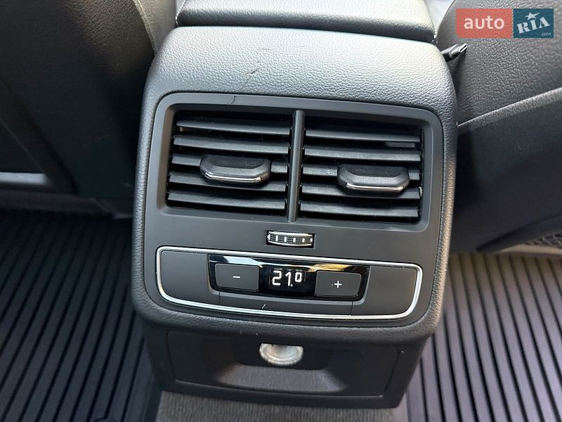 Седан Audi A4 2017 в Кривому Розі