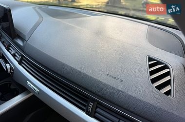 Седан Audi A4 2017 в Кривому Розі