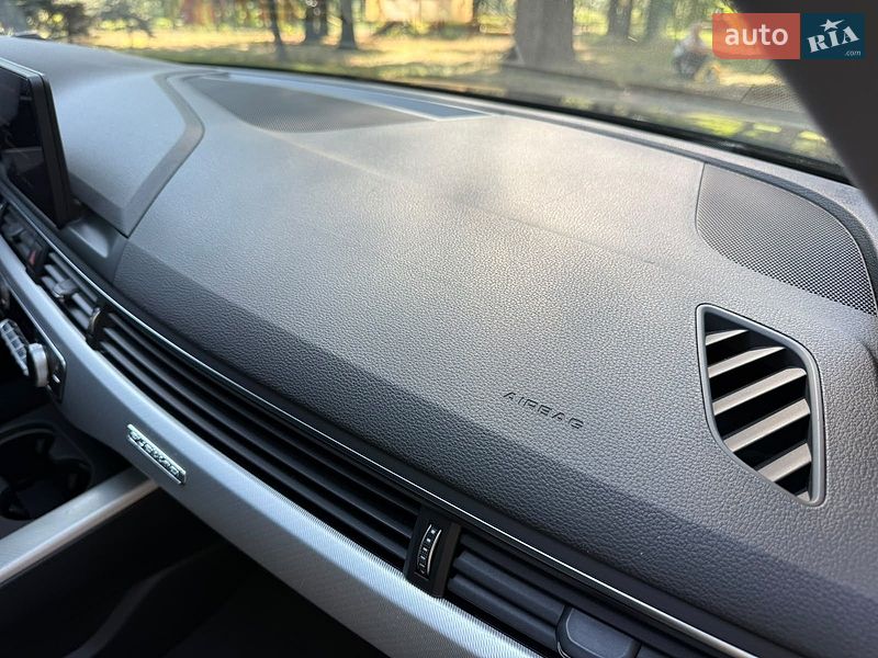 Седан Audi A4 2017 в Кривому Розі