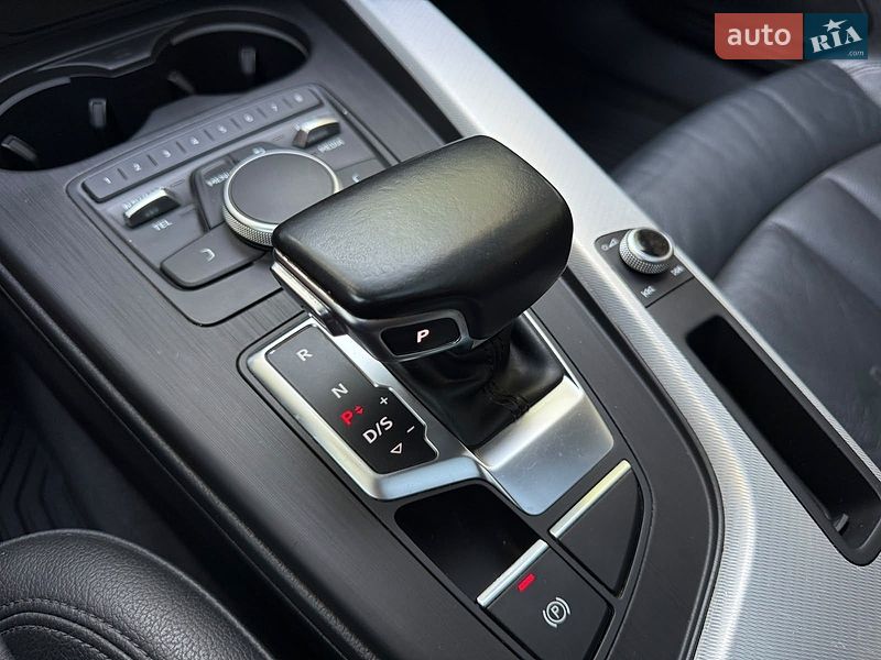 Седан Audi A4 2017 в Кривому Розі
