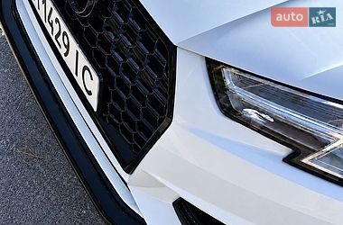 Седан Audi A4 2017 в Житомире