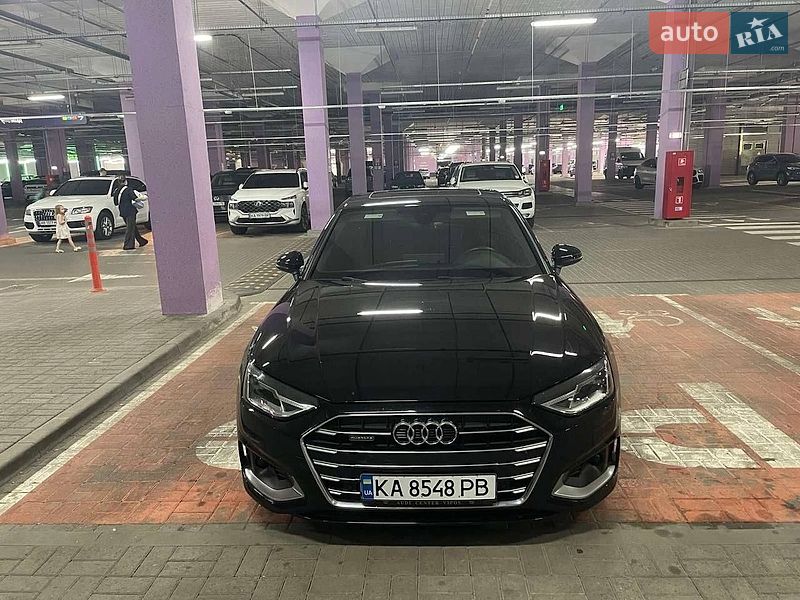 Audi A4 2021