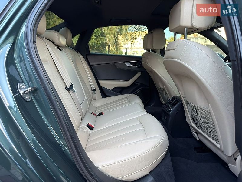 Седан Audi A4 2017 в Виннице