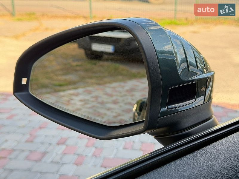 Седан Audi A4 2017 в Виннице