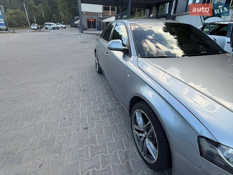 Седан Audi A4 2008 в Сходнице