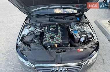 Седан Audi A4 2008 в Сходнице