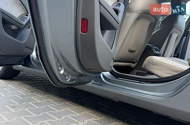 Седан Audi A4 2008 в Сходнице