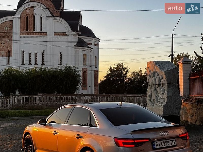 Седан Audi A4 2016 в Киеве