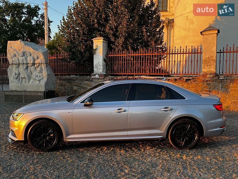 Седан Audi A4 2016 в Киеве