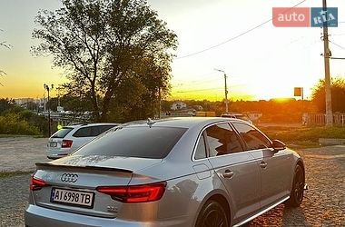 Седан Audi A4 2016 в Киеве