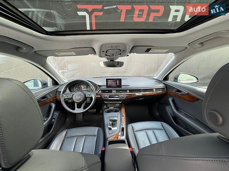 Седан Audi A4 2019 в Львове