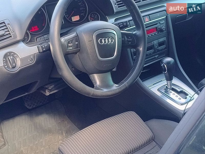 Седан Audi A4 2004 в Чернігові
