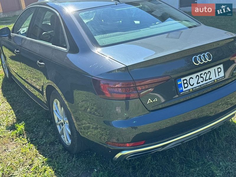 Седан Audi A4 2018 в Львові