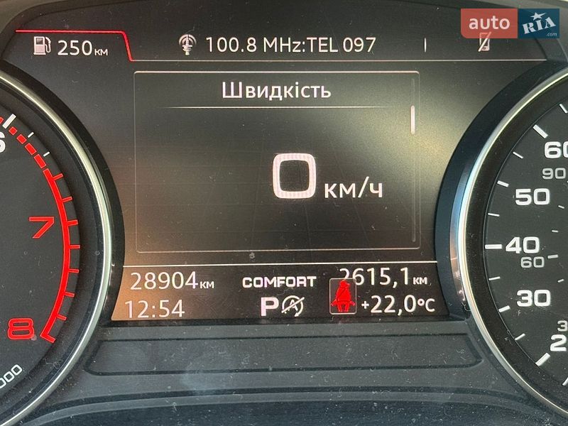 Седан Audi A4 2018 в Львові