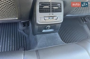 Седан Audi A4 2018 в Львові