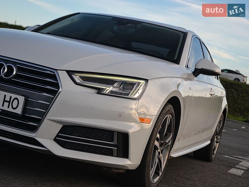 Седан Audi A4 2018 в Львові