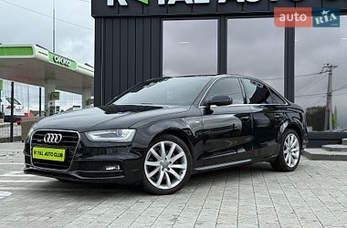 Седан Audi A4 2014 в Львове